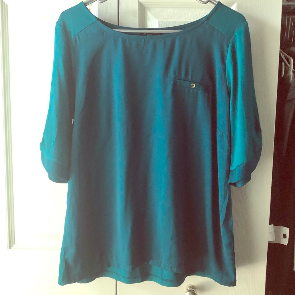 🦉The Limited Vibrant Emerald Dual Texture Top L